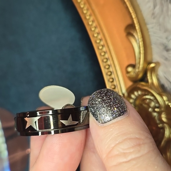 Black with Silver Stars Stainless Steel Spinner Ring Brand New In Box - Picture 3 of 7